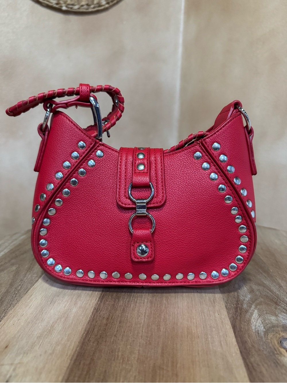 Silence + Noise Devon Shoulder/Crossbody
Bag
#urbanoutfitters - Picture 4 of 10